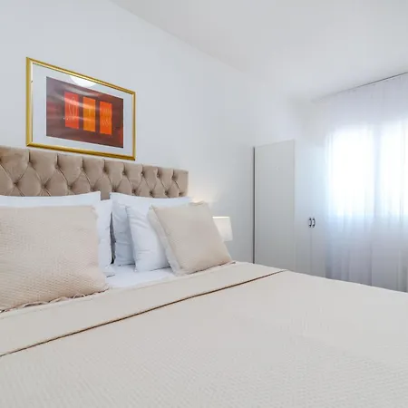 Igor Апартаменти *